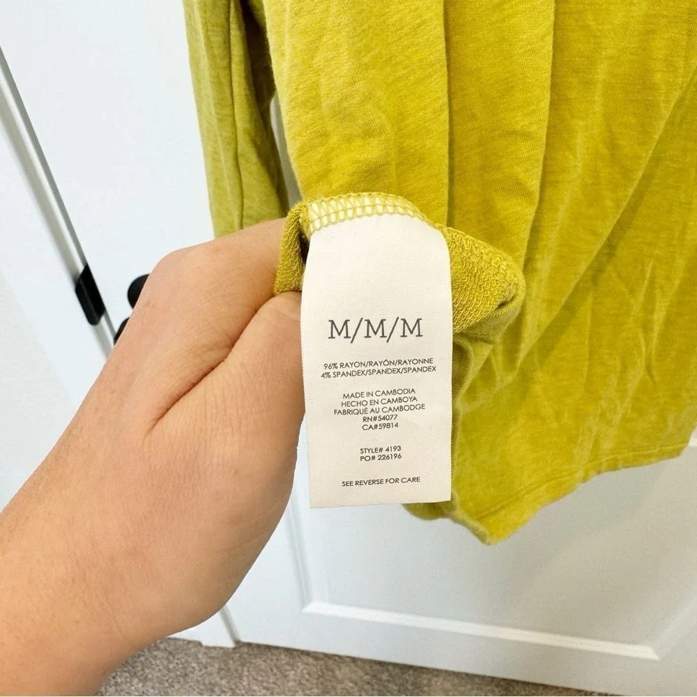 Cabi Oversized Cowl Neck Sweater Medium Green Lagenlook Staple Everyday‎ Casual